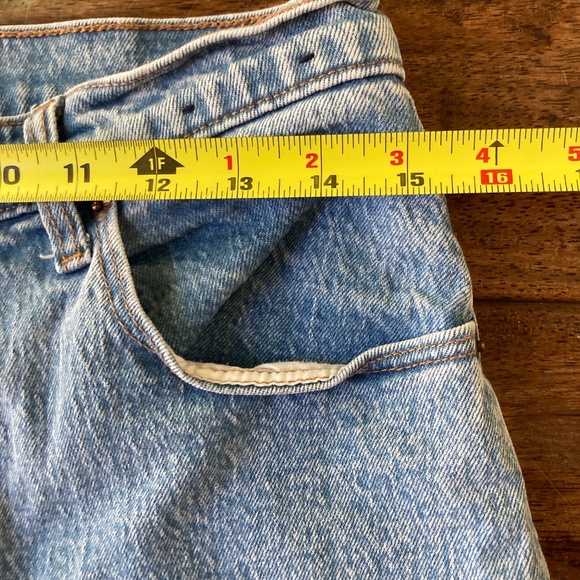 Abercrombie & Fitch The ‘90s Straight Ultra High Rise Denim Size 30/10R Raw Hem - Picture 6 of 8